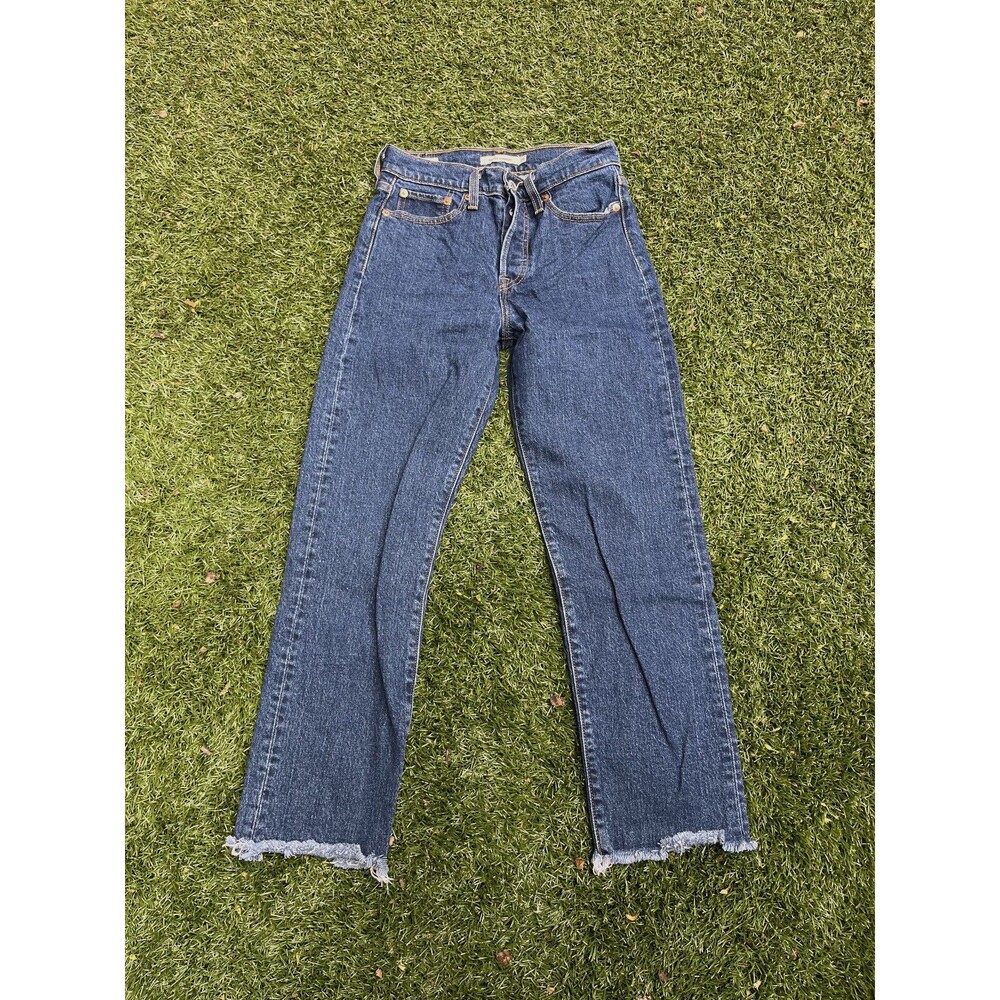 Levis Wedgie Straight size 24 Jeans
